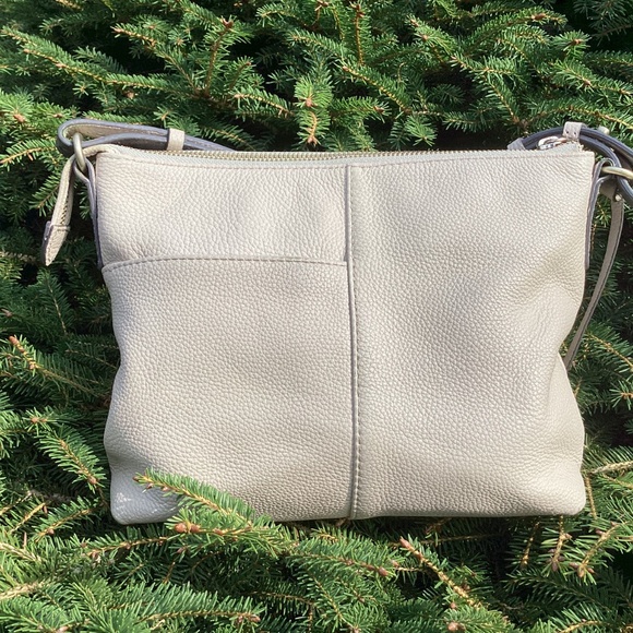 Radley London Beautiful Pebbled Leather Crossbody Handbag - Picture 3 of 11